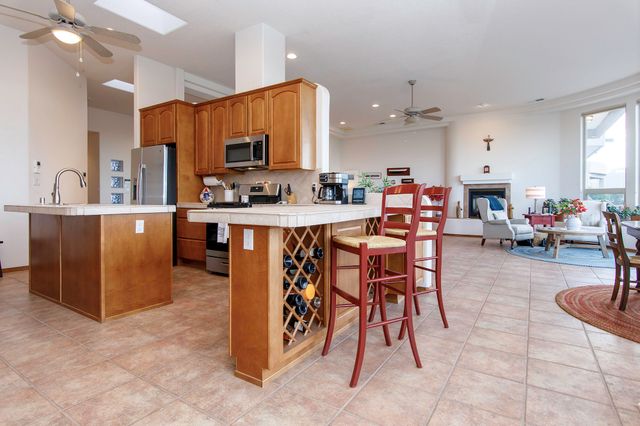 3816 OXBOW VILLAGE Lane NW, Albuquerque, NM 87120