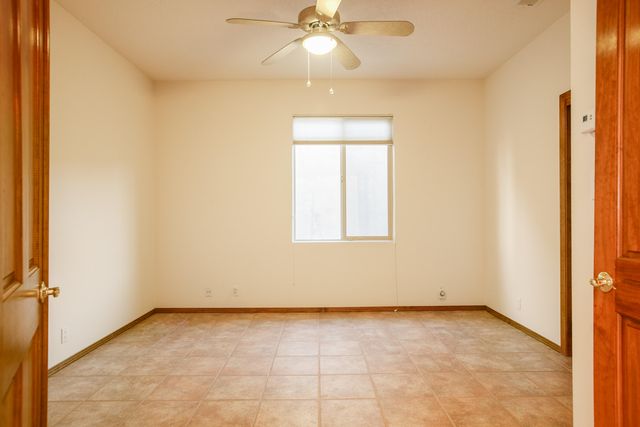 3816 OXBOW VILLAGE Lane NW, Albuquerque, NM 87120