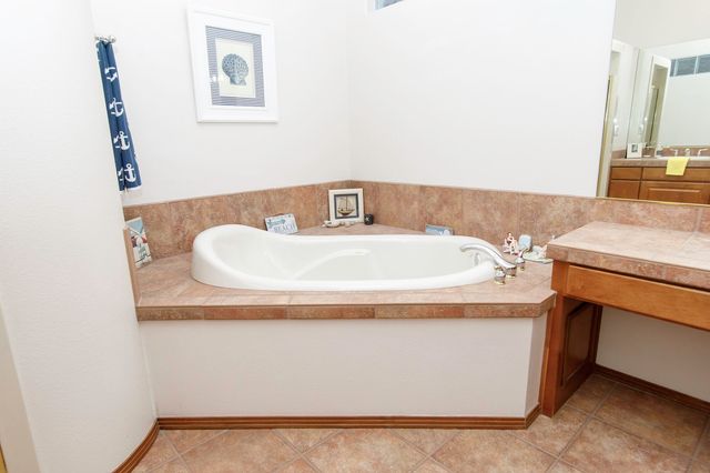 3816 OXBOW VILLAGE Lane NW, Albuquerque, NM 87120