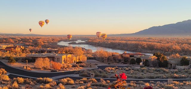 3816 OXBOW VILLAGE Lane NW, Albuquerque, NM 87120