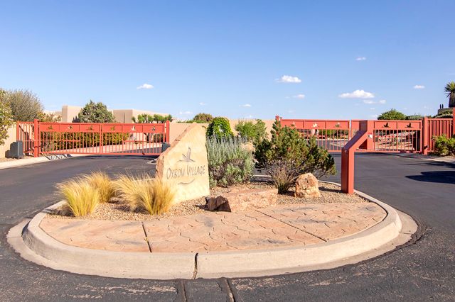 3816 OXBOW VILLAGE Lane NW, Albuquerque, NM 87120