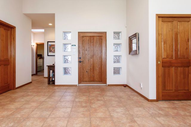 3816 OXBOW VILLAGE Lane NW, Albuquerque, NM 87120