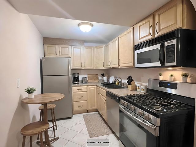 86 Commonwealth Avenue GF, Boston, MA 02116