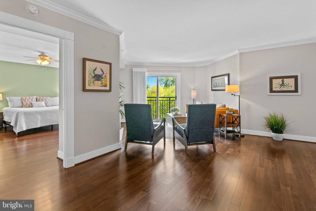 Image 13 of property listing at 5 PARK PL #311, Annapolis, MD 21401