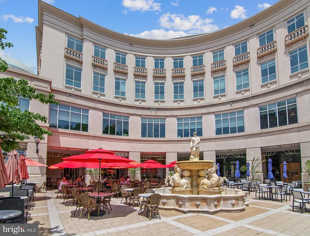Image 49 of property listing at 5 PARK PL #311, Annapolis, MD 21401