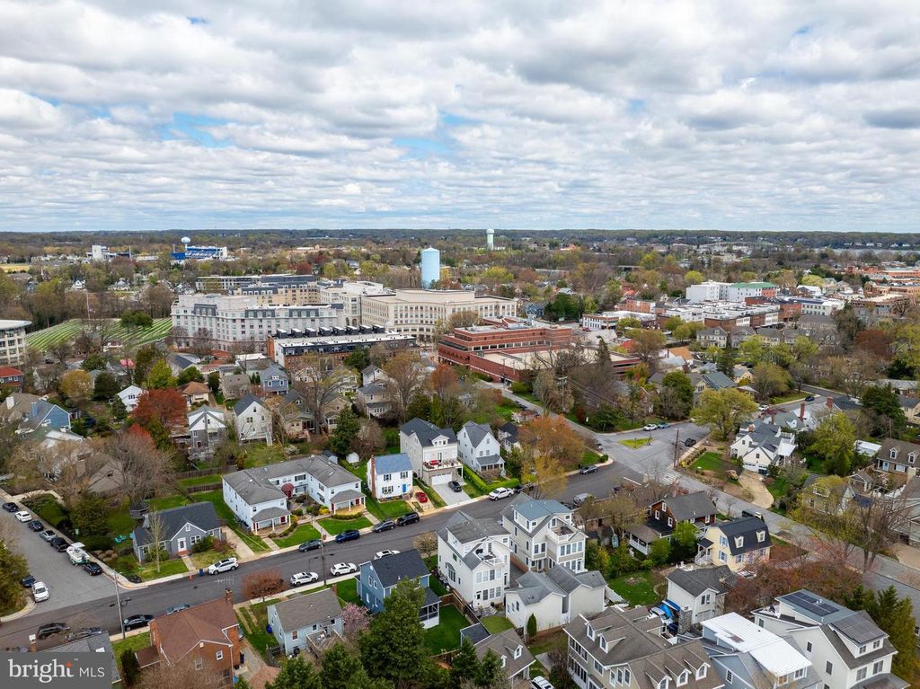 Image 51 of property listing at 5 PARK PL #311, Annapolis, MD 21401