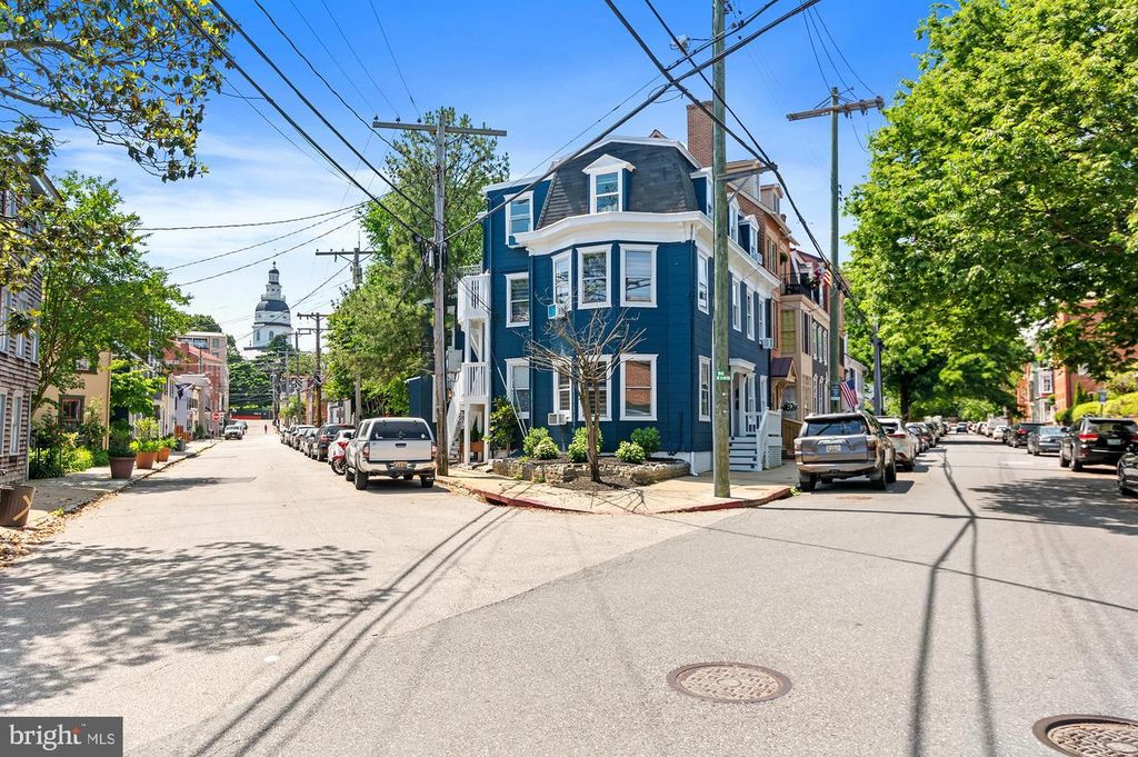 Image 61 of property listing at 5 PARK PL #311, Annapolis, MD 21401