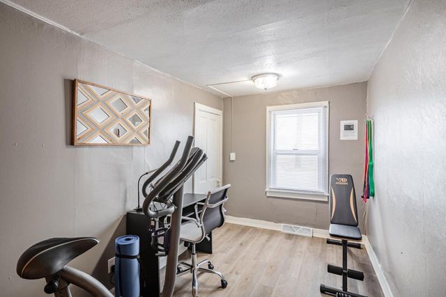 1406 6th STREET S, La Crosse, WI 54601