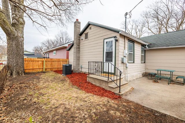 1406 6th STREET S, La Crosse, WI 54601