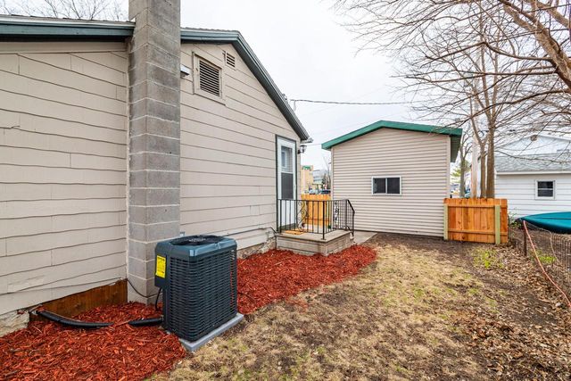 1406 6th STREET S, La Crosse, WI 54601