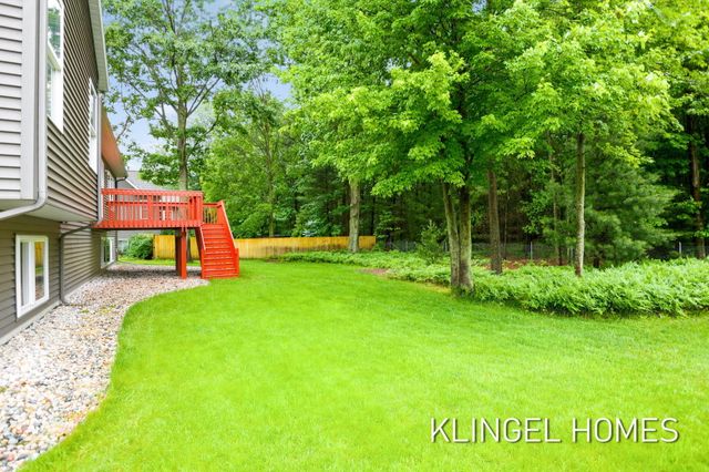16815 Watersedge Drive, Grand Haven, MI 49417