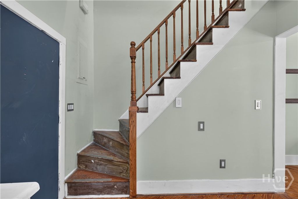 Image 13 of property listing at 501 E Charlton Street H, Savannah, GA 31401
