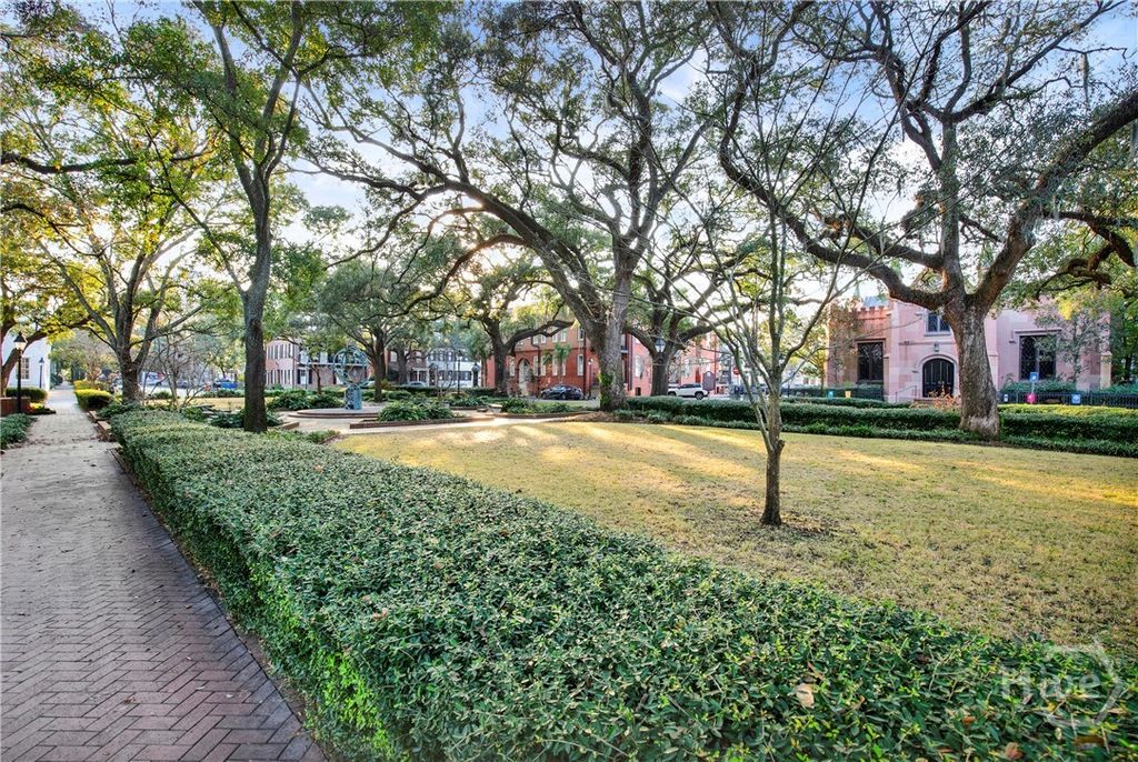 Image 24 of property listing at 501 E Charlton Street H, Savannah, GA 31401