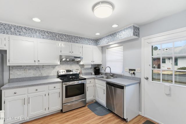 812A Dumbarton Drive, Lakewood, NJ 08701