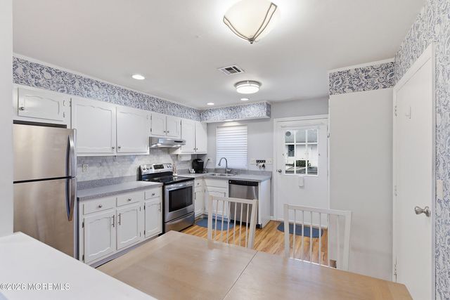 812A Dumbarton Drive, Lakewood, NJ 08701