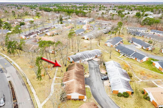 812A Dumbarton Drive, Lakewood, NJ 08701