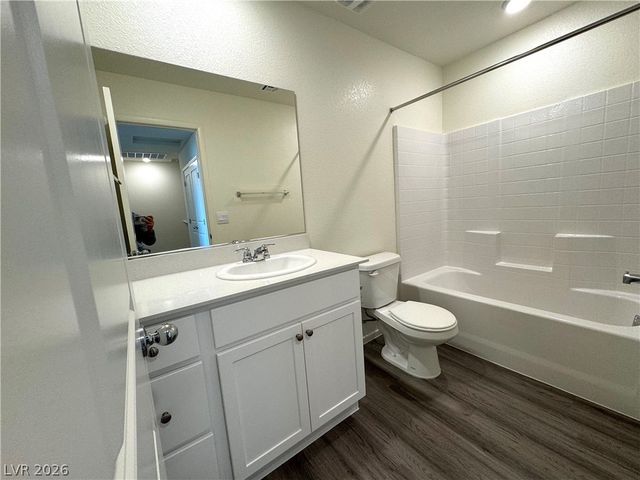 9932 Marigold Hills Street, Las Vegas, NV 89141