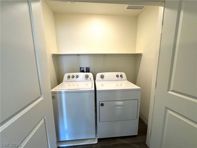 9932 Marigold Hills Street, Las Vegas, NV 89141