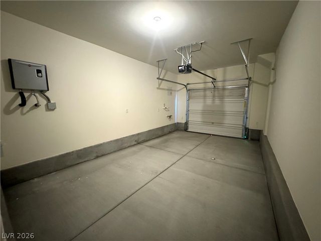 9932 Marigold Hills Street, Las Vegas, NV 89141