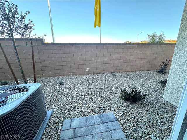9932 Marigold Hills Street, Las Vegas, NV 89141