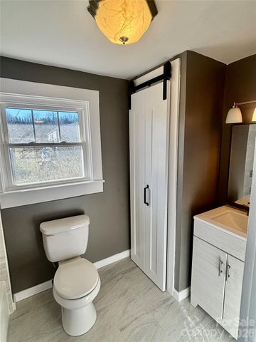 2733 Coldwater Street, Connelly Springs, NC 28612