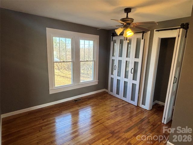 2733 Coldwater Street, Connelly Springs, NC 28612