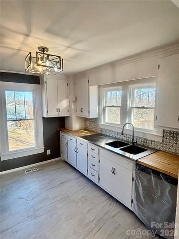 2733 Coldwater Street, Connelly Springs, NC 28612