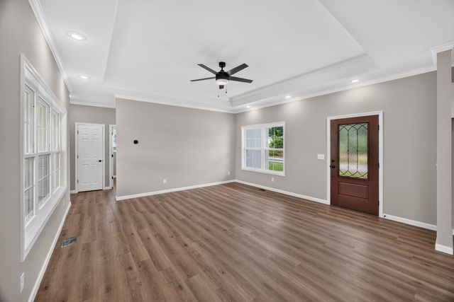 208 E Crawford Ave, Monterey, TN 38574
