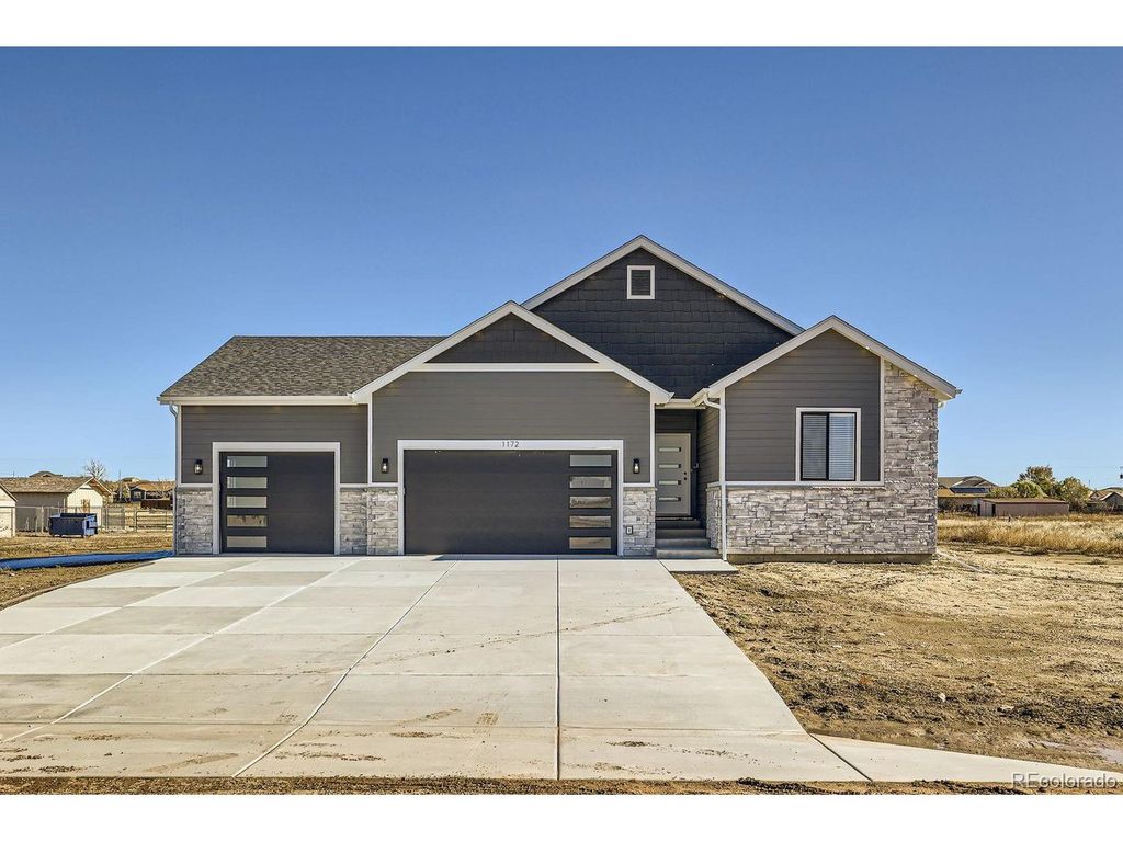 1172 N Picketwire Ln, Pueblo West, CO 81007