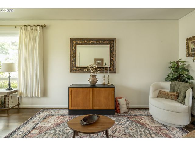 10910 Ne HANCOCK St, Portland, OR 97220
