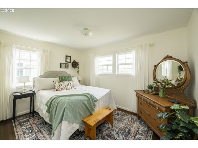 10910 Ne HANCOCK St, Portland, OR 97220