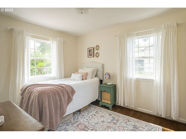 10910 Ne HANCOCK St, Portland, OR 97220