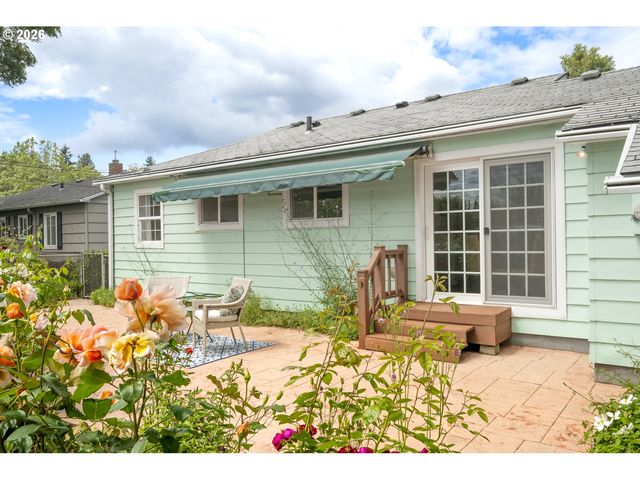 10910 Ne HANCOCK St, Portland, OR 97220