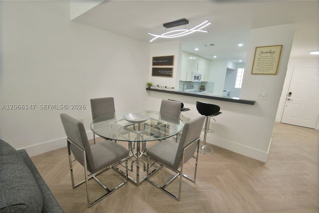 10026 Hammocks Blvd 103-6, Miami, FL 33196