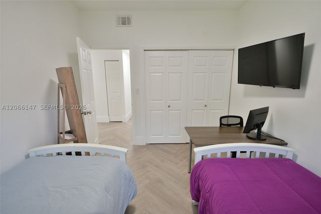 10026 Hammocks Blvd 103-6, Miami, FL 33196