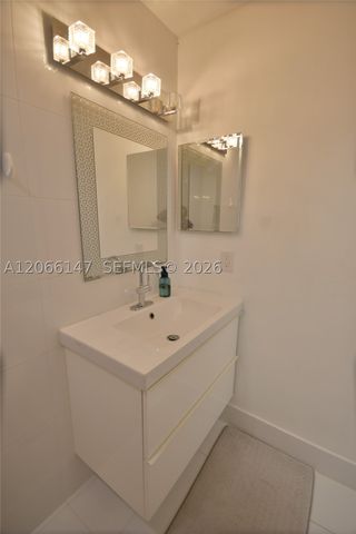 10026 Hammocks Blvd 103-6, Miami, FL 33196