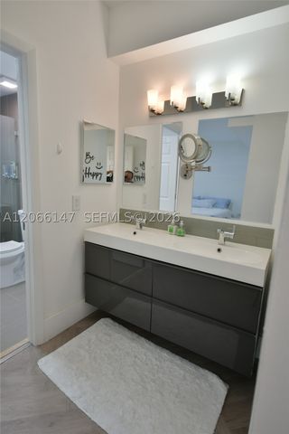 10026 Hammocks Blvd 103-6, Miami, FL 33196