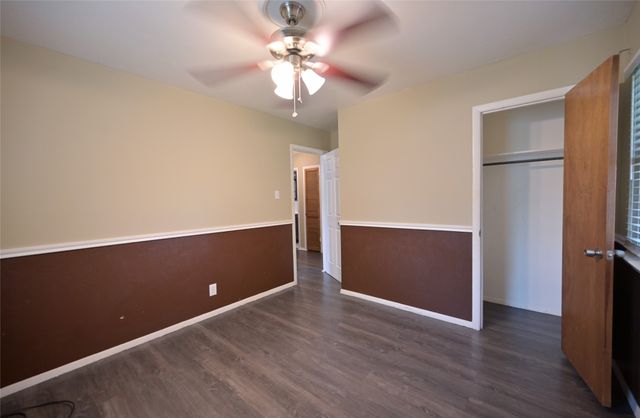 1804 England Road, Arlington, TX 76013