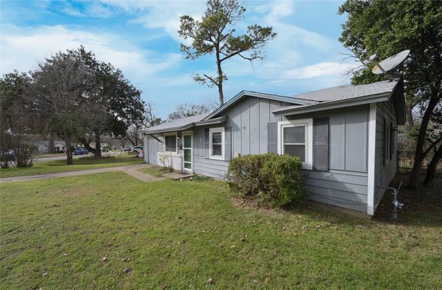 1804 England Road, Arlington, TX 76013