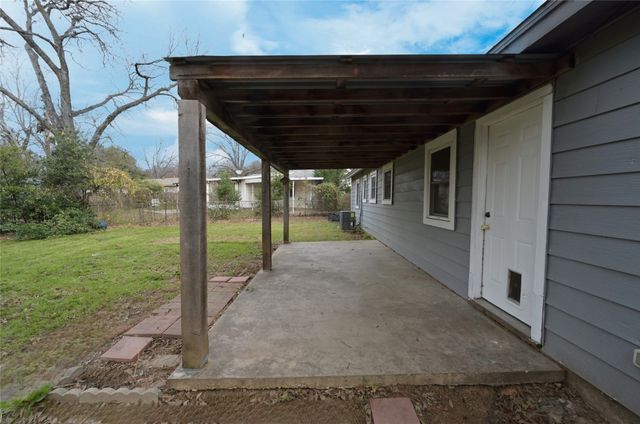 1804 England Road, Arlington, TX 76013