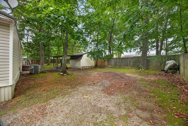 2942 Downing St, Cookeville, TN 38506