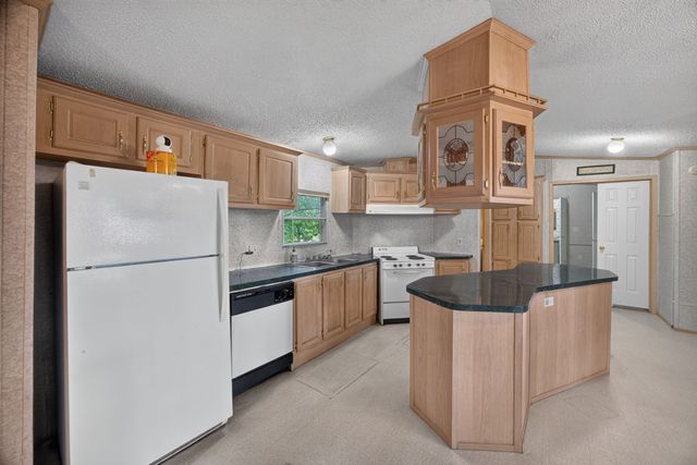 2942 Downing St, Cookeville, TN 38506
