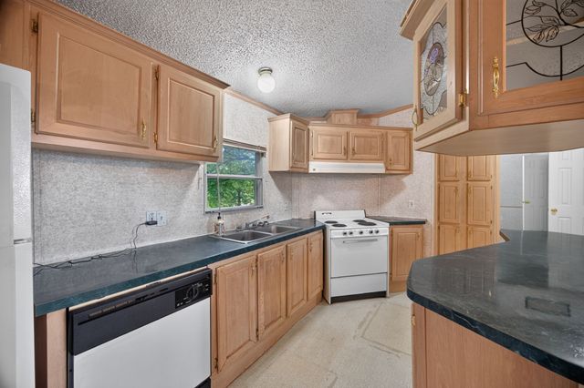 2942 Downing St, Cookeville, TN 38506