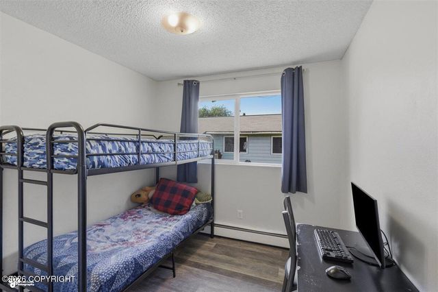 3705 E 18th Avenue, Anchorage, AK 99508