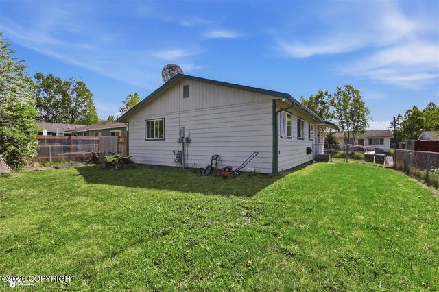 3705 E 18th Avenue, Anchorage, AK 99508