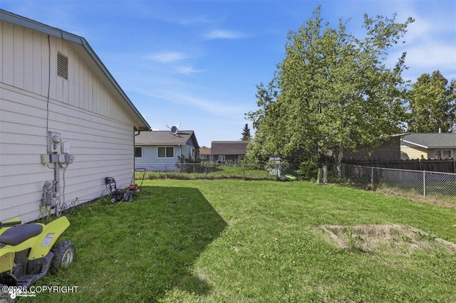 3705 E 18th Avenue, Anchorage, AK 99508