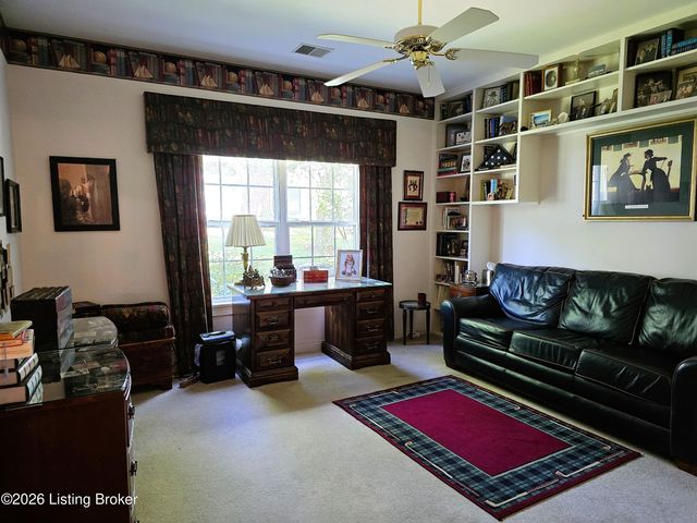 8126 Saint Andrews Village Dr, Louisville, KY 40241