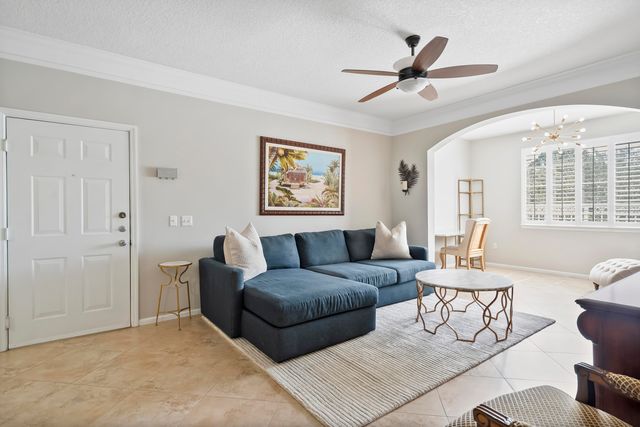 3303 Myrtlewood Circle E, Palm Beach Gardens, FL 33418