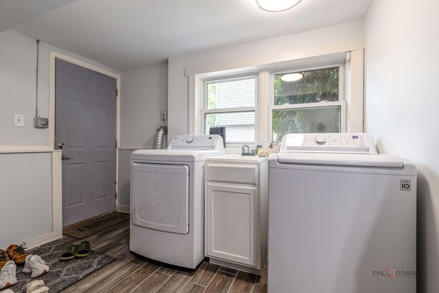 8001 S Thomas Avenue, Bridgeview, IL 60455