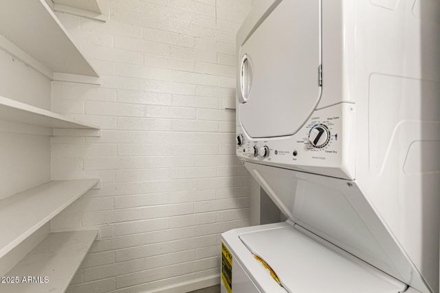 6708 E CHEERY LYNN Road B, Scottsdale, AZ 85251